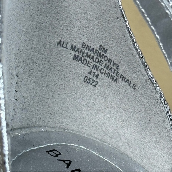 BANDOLINO Women's Armory Dress Sandals - silver metallic - size 9 - Picture 13 of 13